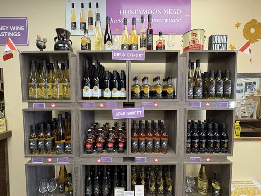 Planet Bee Honey Farm and Honeymoon Meadery by null