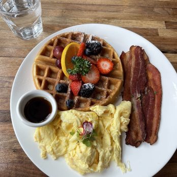 Lapisara Eatery - Breakfast & Brunch Near Me - San Francisco, California Lapisara Eatery - Breakfast & Brunch Near Me - San Francisco, California