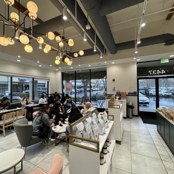 Tous Les Jours - View of seating area - Bakeries Near Me - Livermore, California Tous Les Jours - View of seating area - Bakeries Near Me - Livermore, California