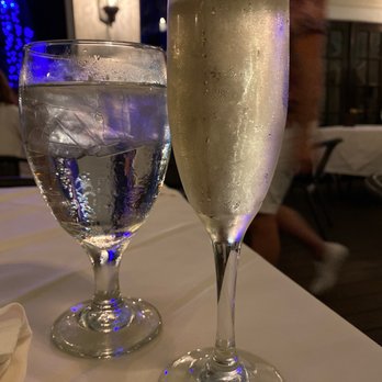 La Te Da Restaurant - Brut - New American Near Me - Key West, Florida La Te Da Restaurant - Brut - New American Near Me - Key West, Florida