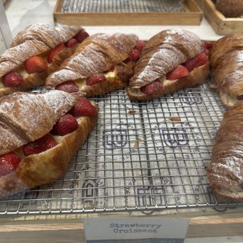 Paris Baguette - Bakeries Near Me - Delray Beach, Florida Paris Baguette - Bakeries Near Me - Delray Beach, Florida