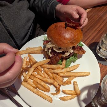 Hard Rock Cafe - American Near Me - Atlantic City, New Jersey
