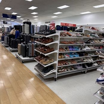 Marshalls - Department Stores Near Me - Ontario, California