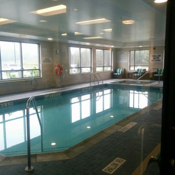 TownePlace Suites by Marriott - Pool and jacuzzi - Hotels Near Me - Belleville, Ontario TownePlace Suites by Marriott - Pool and jacuzzi - Hotels Near Me - Belleville, Ontario