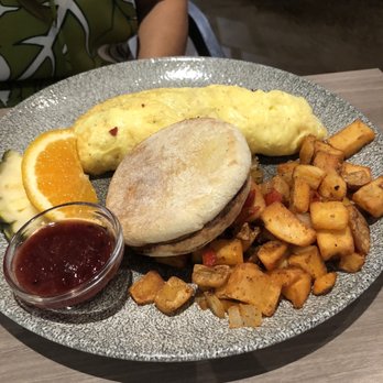 Basalt - Meat Lovers omelette 10/21 - New American Near Me - Honolulu, Hawaii Basalt - Meat Lovers omelette 10/21 - New American Near Me - Honolulu, Hawaii