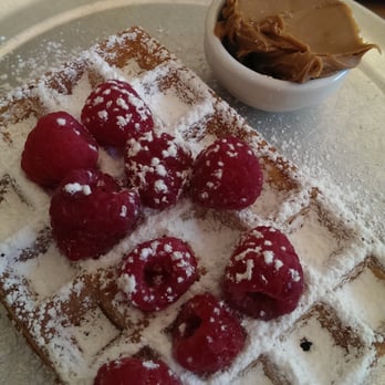 Zinneken's - Harvard Square - Raspberries and speculos on the side! - Belgian Near Me - Cambridge, Massachusetts Zinneken's - Harvard Square - Raspberries and speculos on the side! - Belgian Near Me - Cambridge, Massachusetts