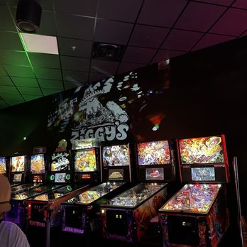 Ziggys Magic Pizza Shop - Pinball - Pizza Near Me - Phoenix, Arizona Ziggys Magic Pizza Shop - Pinball - Pizza Near Me - Phoenix, Arizona