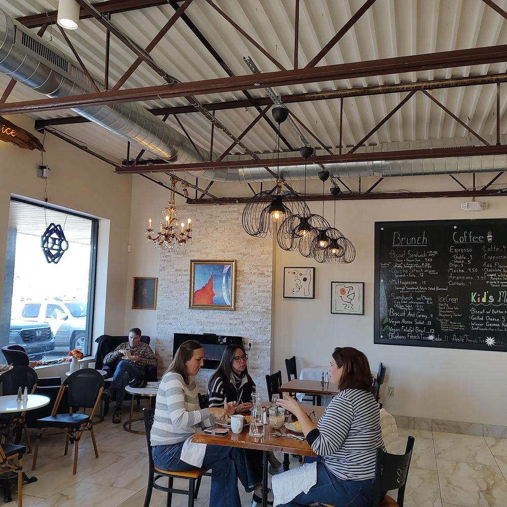 Fire and Ice Cafe - ambiance - Coffee & Tea Near Me - Indianapolis, Indiana Fire and Ice Cafe - ambiance - Coffee & Tea Near Me - Indianapolis, Indiana