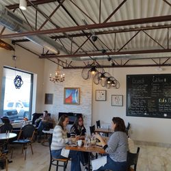 Fire and Ice Cafe - Ambiance