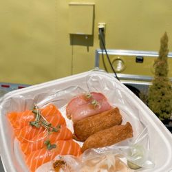 Yoshi’s Sushi