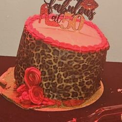 Tonnie's Minis - Slanted Cake.