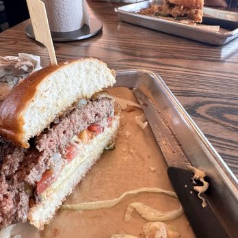 Hopdoddy Burger Bar - Classic burger with onions, pretty awesome - Burgers Near Me - Houston, Texas Hopdoddy Burger Bar - Classic burger with onions, pretty awesome - Burgers Near Me - Houston, Texas