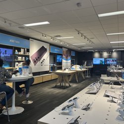 AT&T Store - Inside of the store