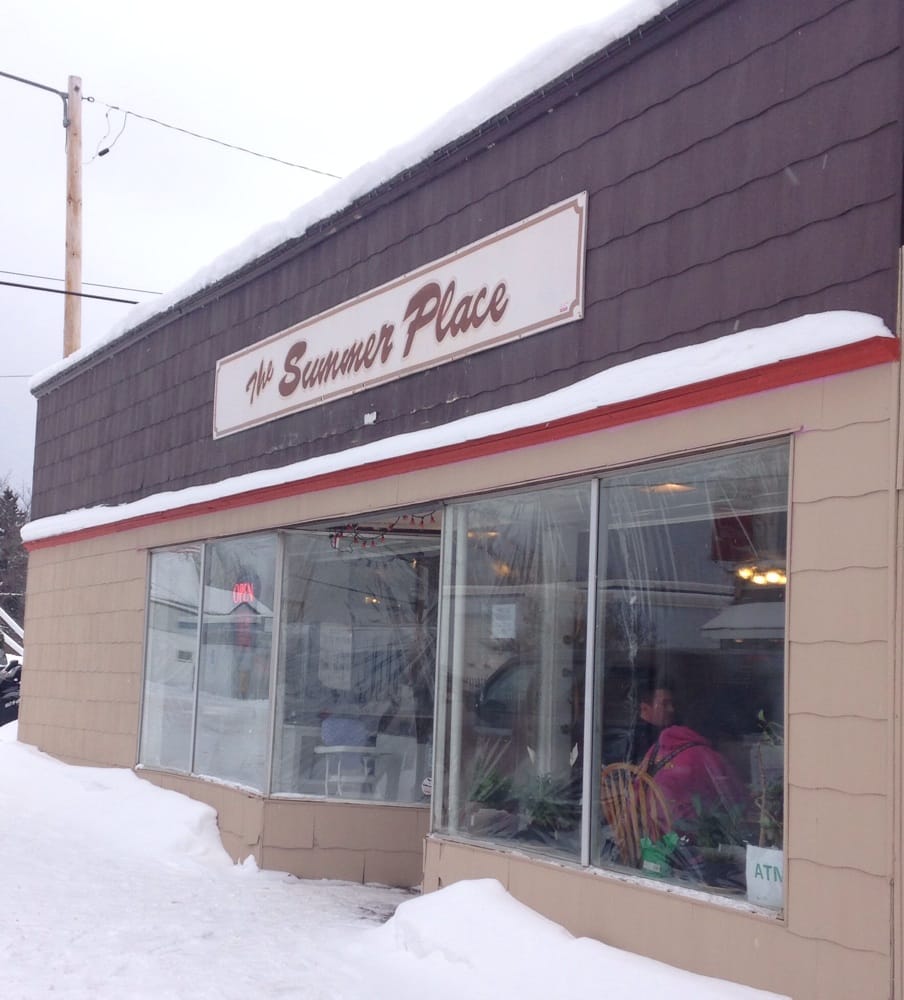 SUMMER PLACE Updated August 2024 236 Kloman Ave, Republic, Michigan