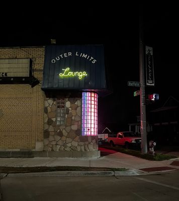 Outer Limits Lounge by null