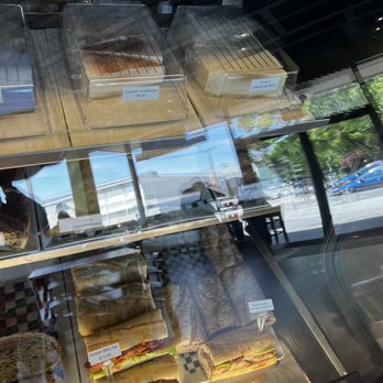 Wick's Café - Cafes Near Me - Vancouver, British Columbia