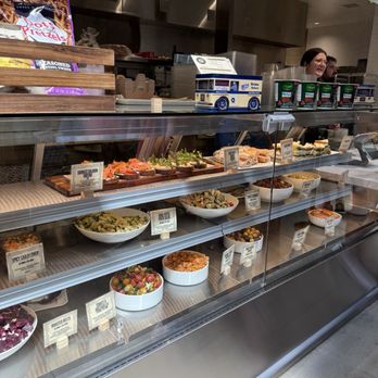 Helms Bakery - Bakeries Near Me - Los Angeles, California Helms Bakery - Bakeries Near Me - Los Angeles, California