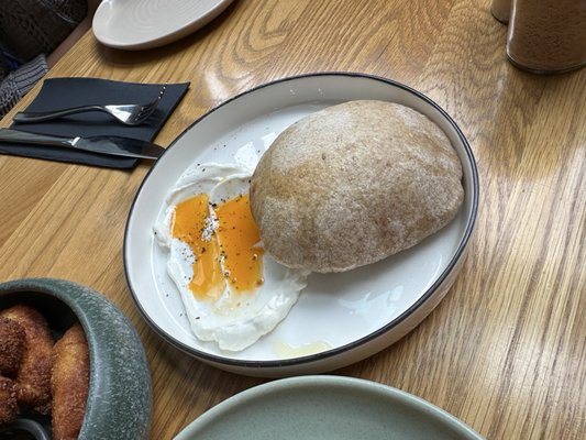 Odettes Eatery by null