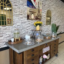 Pomar French Bakery