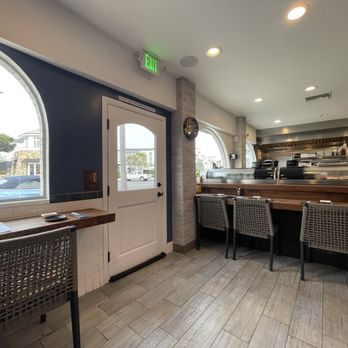 Lil' Buddha's - 2/2025 really cute little sushi bar/donbur/bento/katsu restaurant - Sushi Bars Near Me - Newport Beach, California