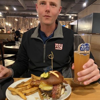 49th State Brewing - Denali - Yak burger - Breweries Near Me - Healy, Alaska