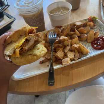 Maple Street Biscuit - Breakfast & Brunch Near Me - Tampa, Florida Maple Street Biscuit - Breakfast & Brunch Near Me - Tampa, Florida