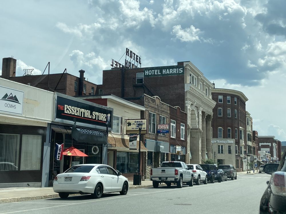 THE ESSENTIAL STORE Updated June 2024 142 Congress St, Rumford