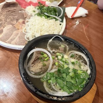 Pho 2 Tô - Pipin hot! - Vietnamese Near Me - Orlando, Florida Pho 2 Tô - Pipin hot! - Vietnamese Near Me - Orlando, Florida