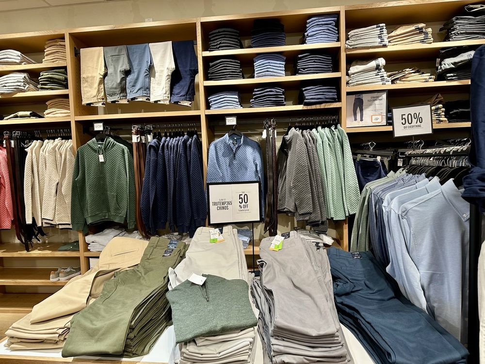 JCREW FACTORY STORE - Updated December 2024 - 1637 Rockville Pike