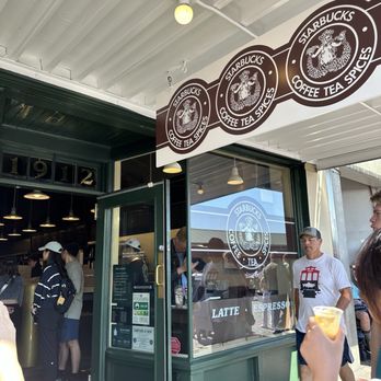 Starbucks - Coffee & Tea Near Me - Seattle, Washington