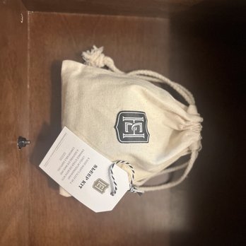 Hotel Emma - Sleep help - mask, ear plugs, mist - Hotels Near Me - San Antonio, Texas