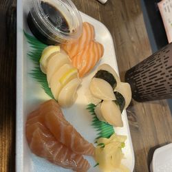 Okawari - Salmon and scallop