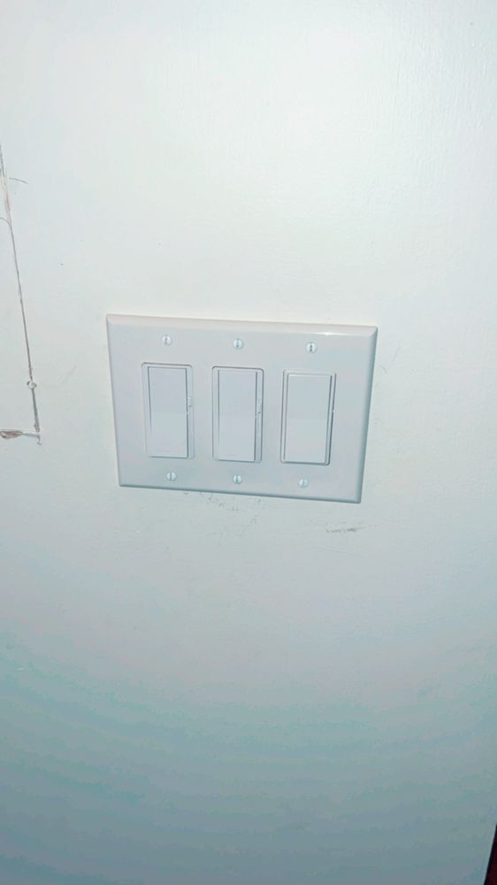 Slide of Farfan’s Electric Services