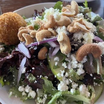 EdgeWild Restaurant & Winery - Green Apple Cashew Salad with fried goat cheese - Wineries Near Me - Chesterfield, Missouri