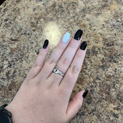 Beauty Tips & Spa - Acrylics