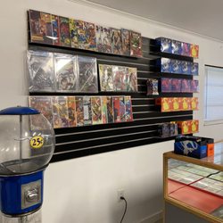 C3 Comics Cards Collectibles - Comics Sports Cards Collectibles Pokémon