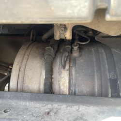 MHC Kenworth - El Paso - Melted rubber and fiberglass, and plastic from excessive heat due to exhaust leaks