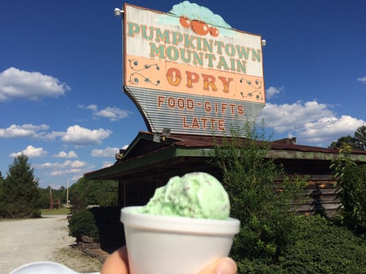 Pumpkintown Mountain Opry by null