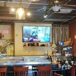 Ban Thai and Sushi Restaurant - Sushi bar