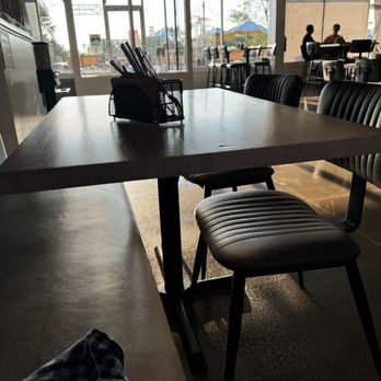 Taco Maya - Dining area - Mexican Near Me - Arlington Heights, Illinois