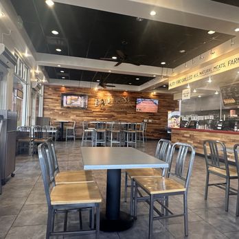 Baja Fresh - Inside. - Mexican Near Me - Bakersfield, California