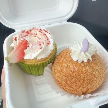 Buttercoop Bakery - Strawberry cupcake & Ube cream puff - Bakeries Near Me - Portland, Oregon