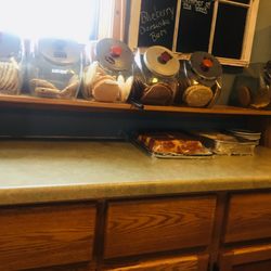 Rustic Diner - Fresh home made cookies