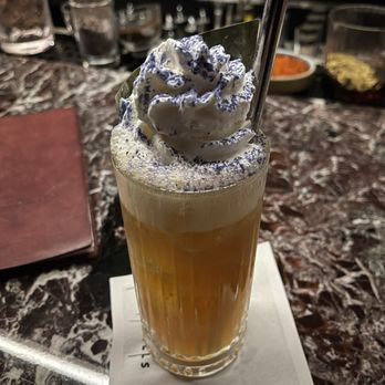 Four Walls - Cocktail Bars Near Me - Nashville, Tennessee Four Walls - Cocktail Bars Near Me - Nashville, Tennessee