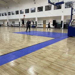 Courthouse Club Fitness - Battlecreek - Basketball court