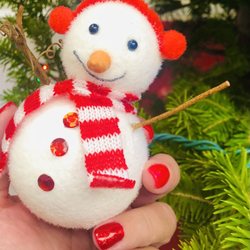 OMG Nails Salon - 'Tis the Season.