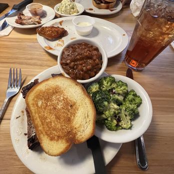 Bubba's Breakfast & BBQ - Barbeque Near Me - Jackson, Wyoming