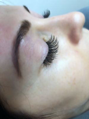 Brows - Nic Make Me Up is a luxury salon specializing in a wide selection of beauty, wellness, and personal care services for men and women.

We have been in business since 2017 and serve a diverse clientele throughout South Florida, Coral Springs, and surrounding areas. Our holistic approach and quality services aim to enhance the natural beauty of our clients.