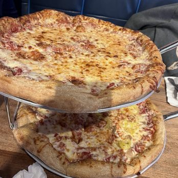 Mellow Mushroom - Saint Augustine - Pizza Near Me - Saint Augustine, Florida