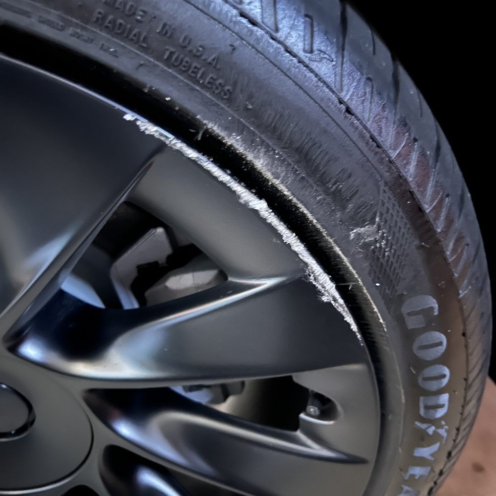 Dr. Wheel Mobile Repair - Riverside - Before - Wheel & Rim Repair Near Me